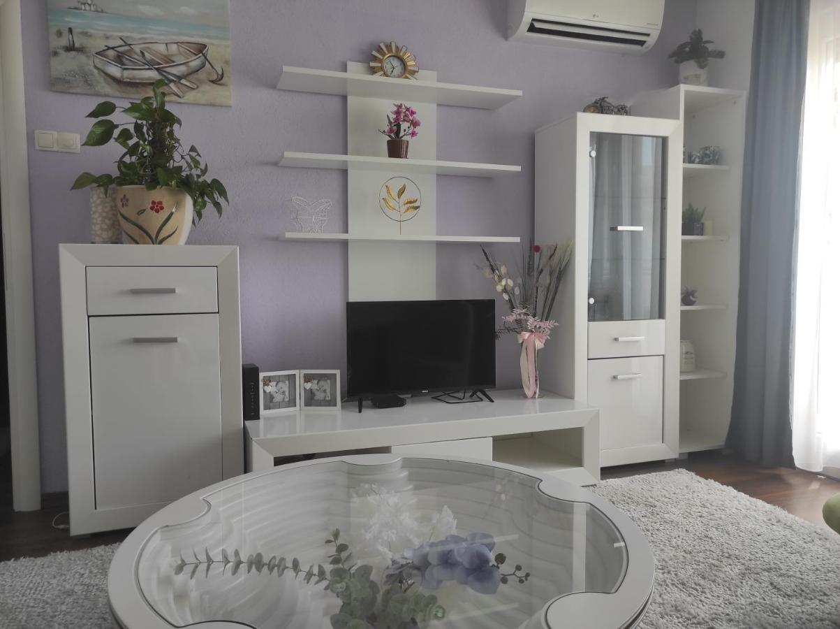 Apartman Ana ชาพลินา ภายนอก รูปภาพ